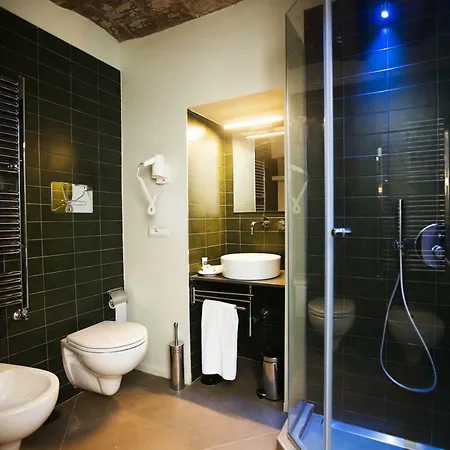 Home Suite Home Neapol