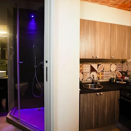 Home Suite Home *