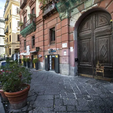 Home Suite Home Neapel